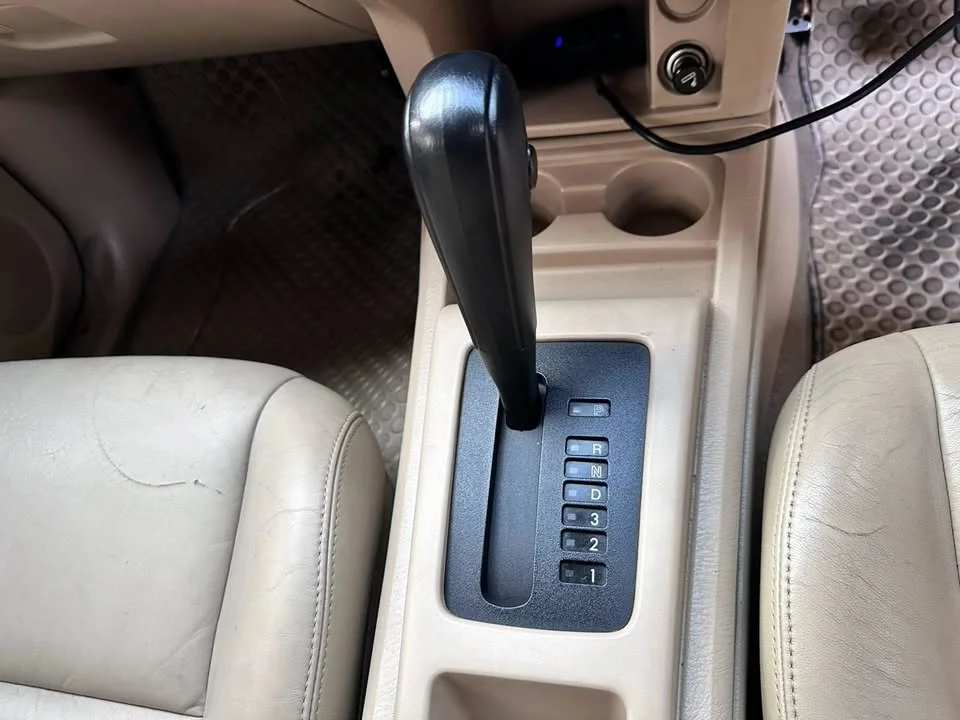 2012 Ford Everest I 3