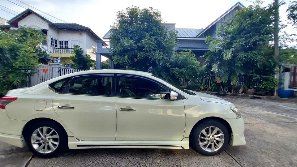 2014 Nissan Sylphy III (B17) 2