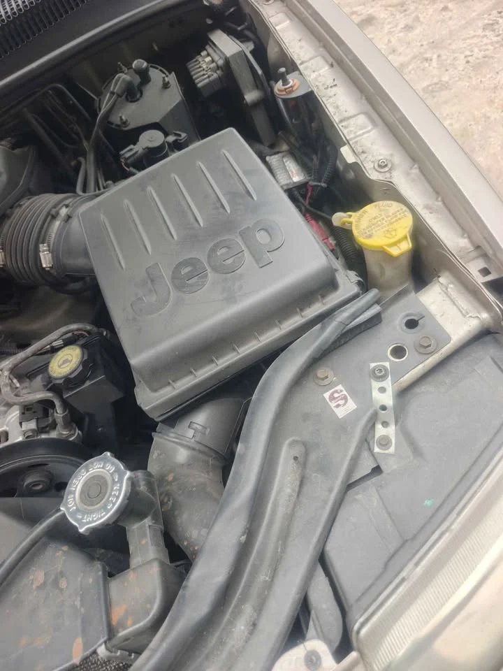 2001 Jeep Grand Cherokee WJ 2