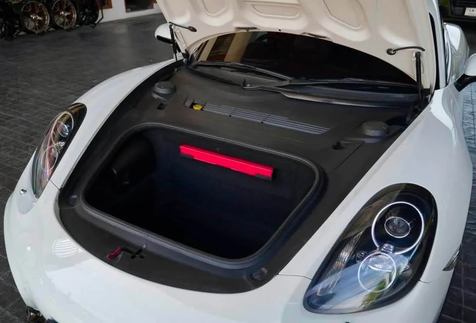 2013 Porsche Boxster and Cayman III 2