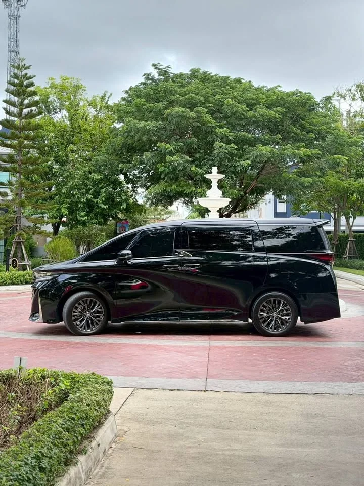 2025 Toyota Alphard, Vellfire IV (AH40) 2