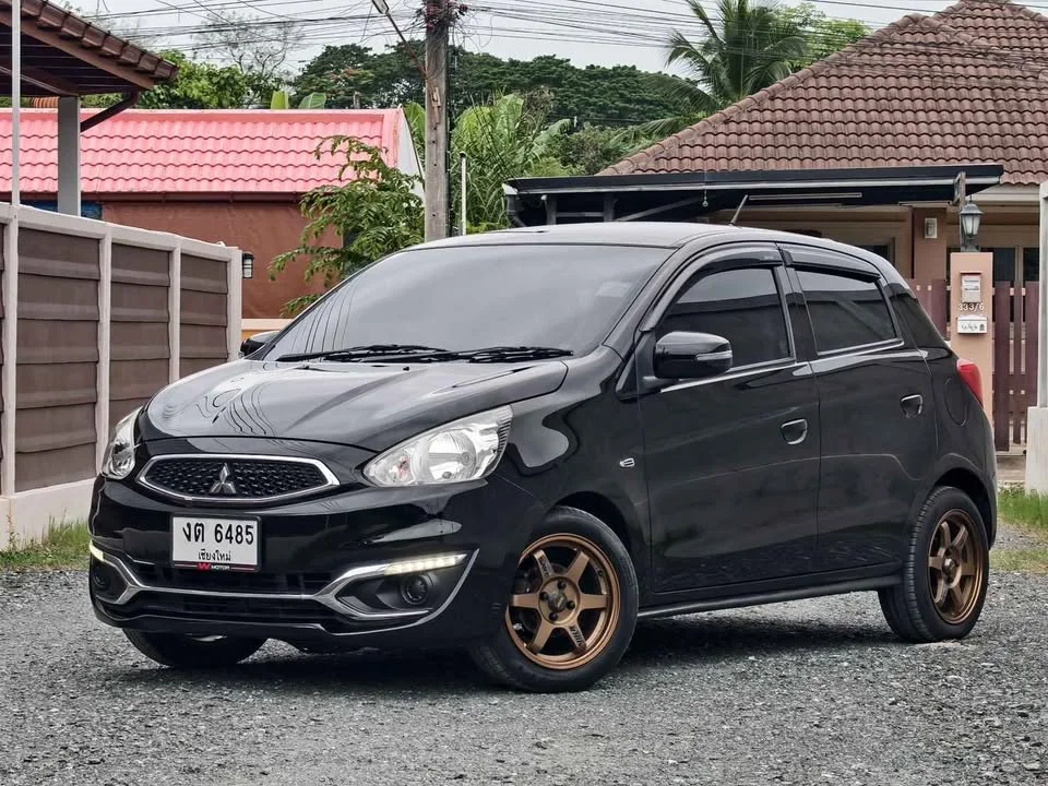 2017 Mitsubishi Mirage VI 2