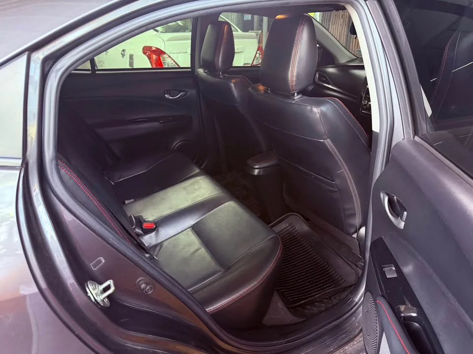 2019 Toyota Yaris ATIV III 2