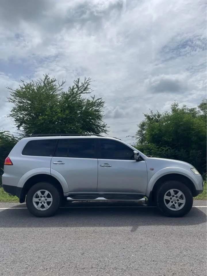2009 Mitsubishi Pajero Sport II 3