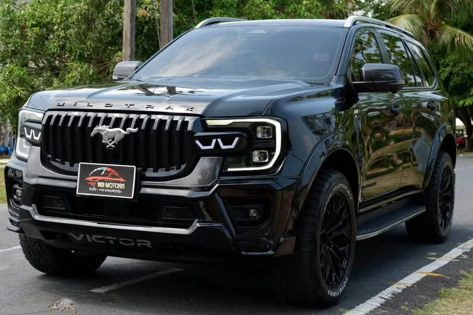 2024 Ford Everest III 2