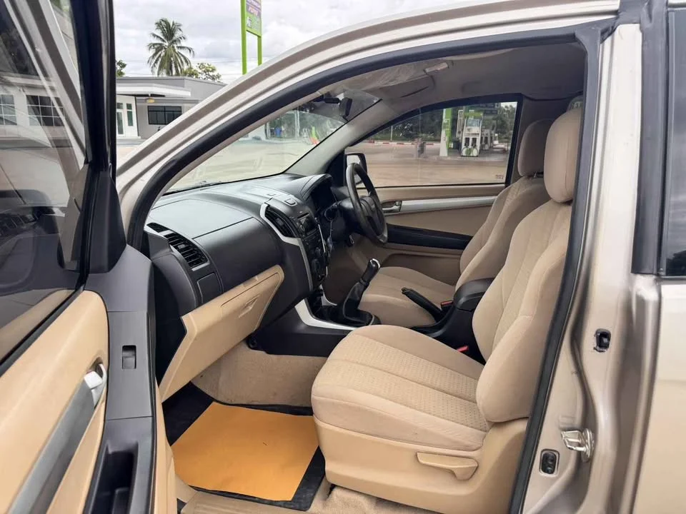 2012 Isuzu D-Max II (RT) 3