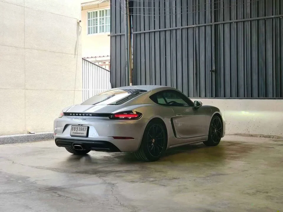 2019 Porsche 718 Boxster and Cayman IV 2