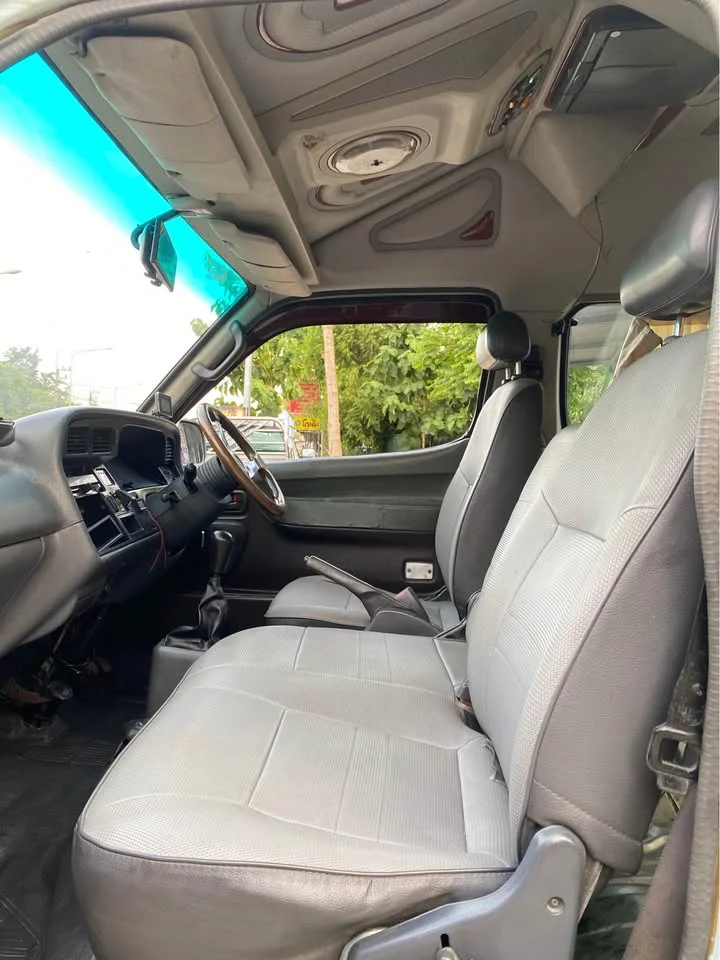 1997 Toyota Commuter IV (H100) 2