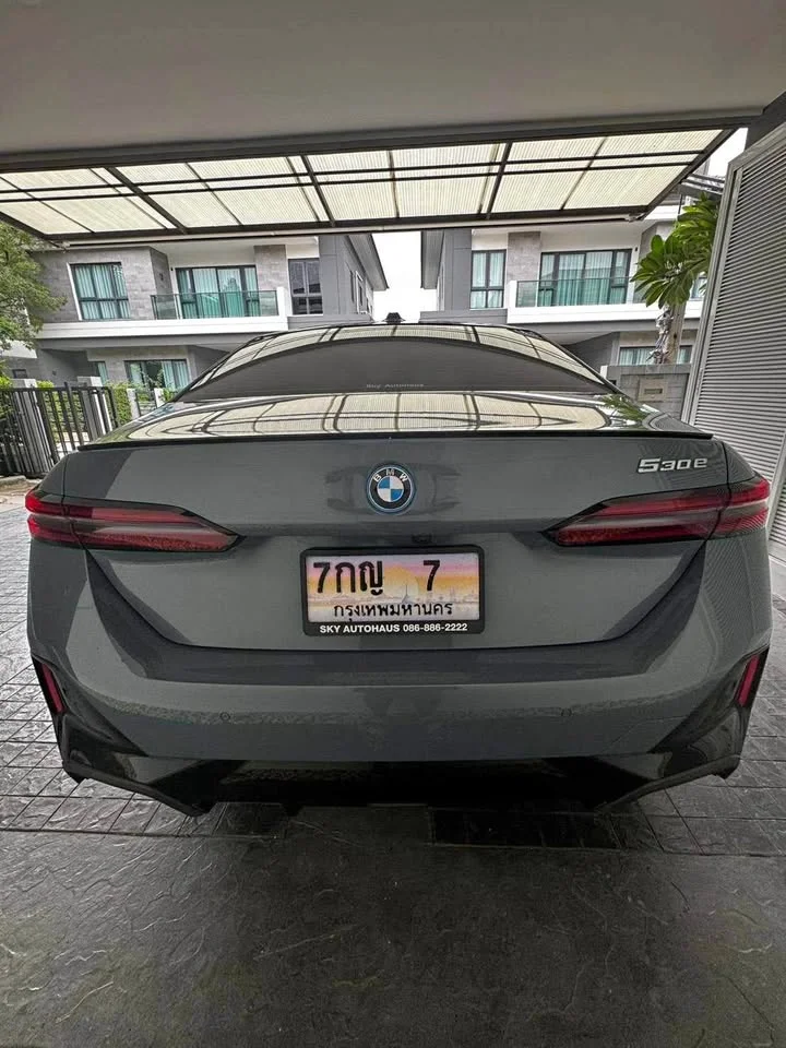 2025 BMW 5er VIII 3