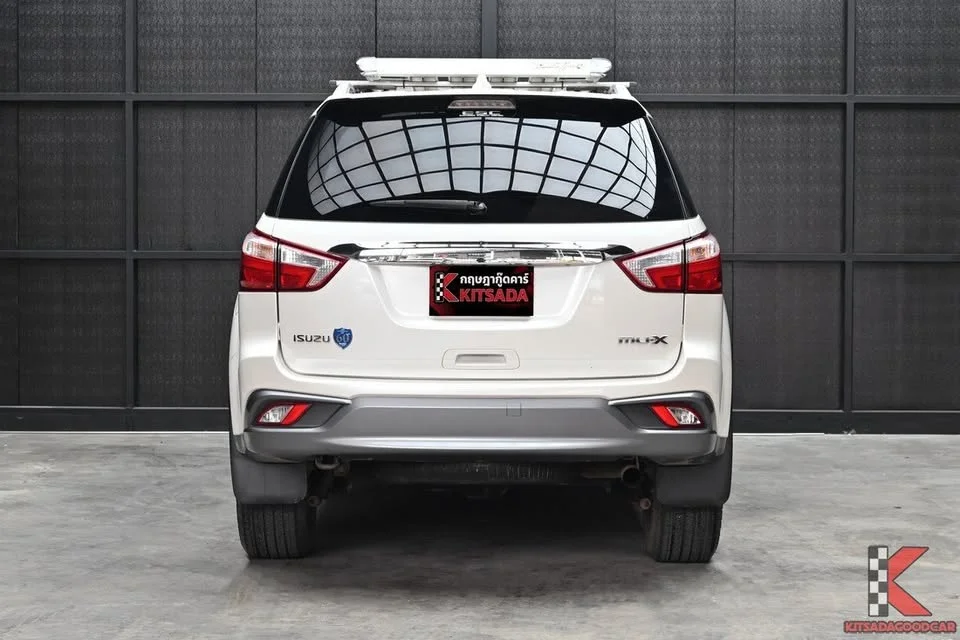 2017 Isuzu MU-X I 2
