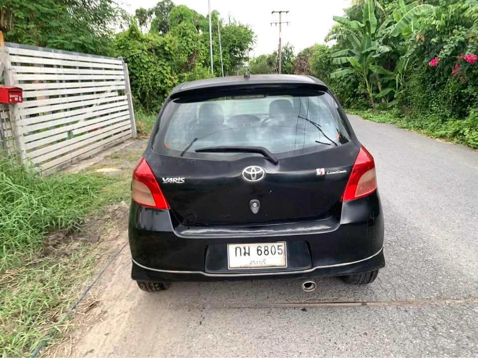 2006 Toyota Yaris II 2