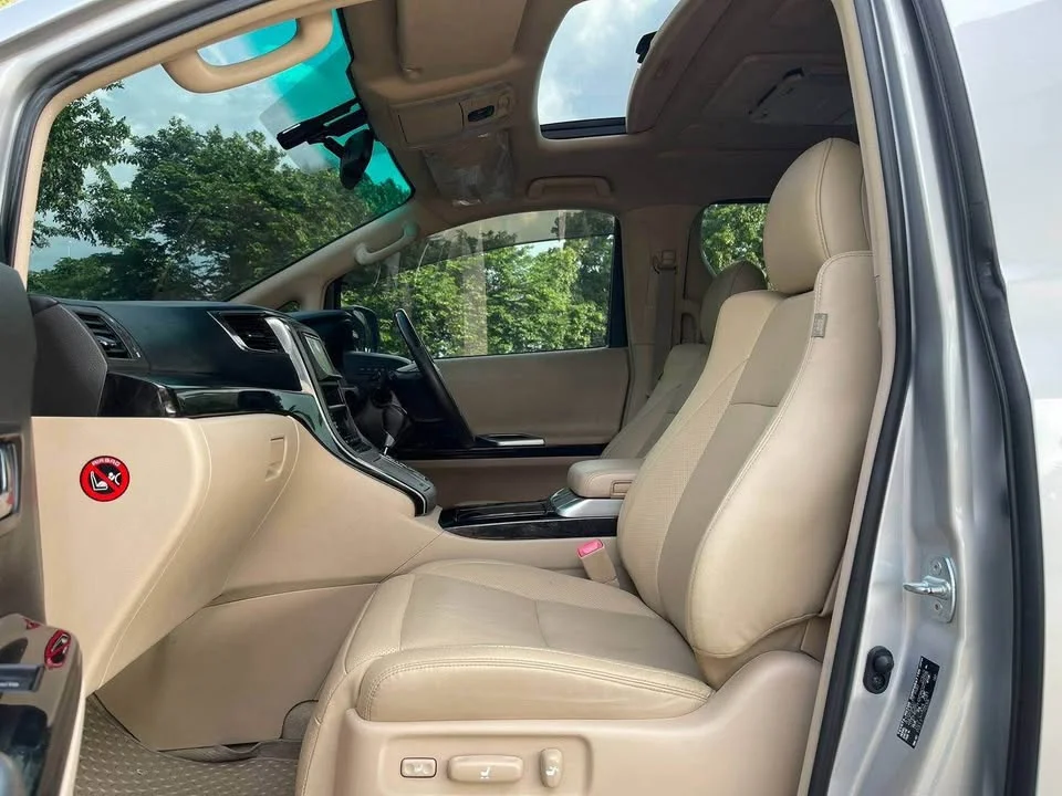 2013 Toyota Alphard, Vellfire II (AH20) 3