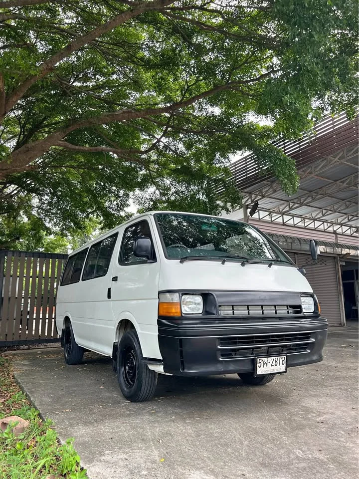 1995 Toyota Commuter IV (H100) 2