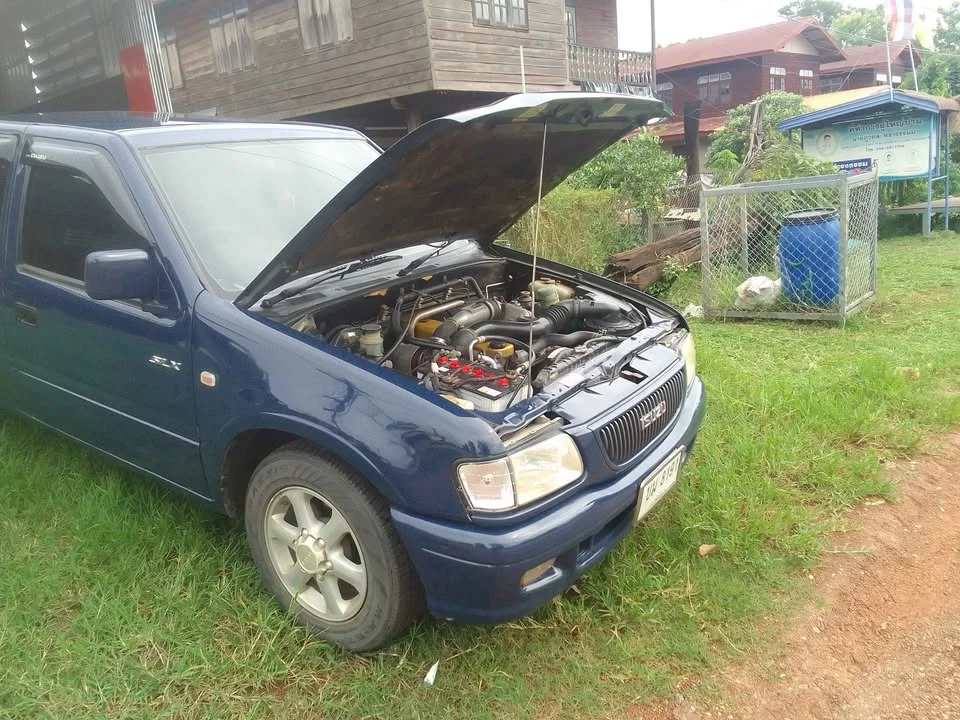 2001 Isuzu Faster Dragon Eyes III 2