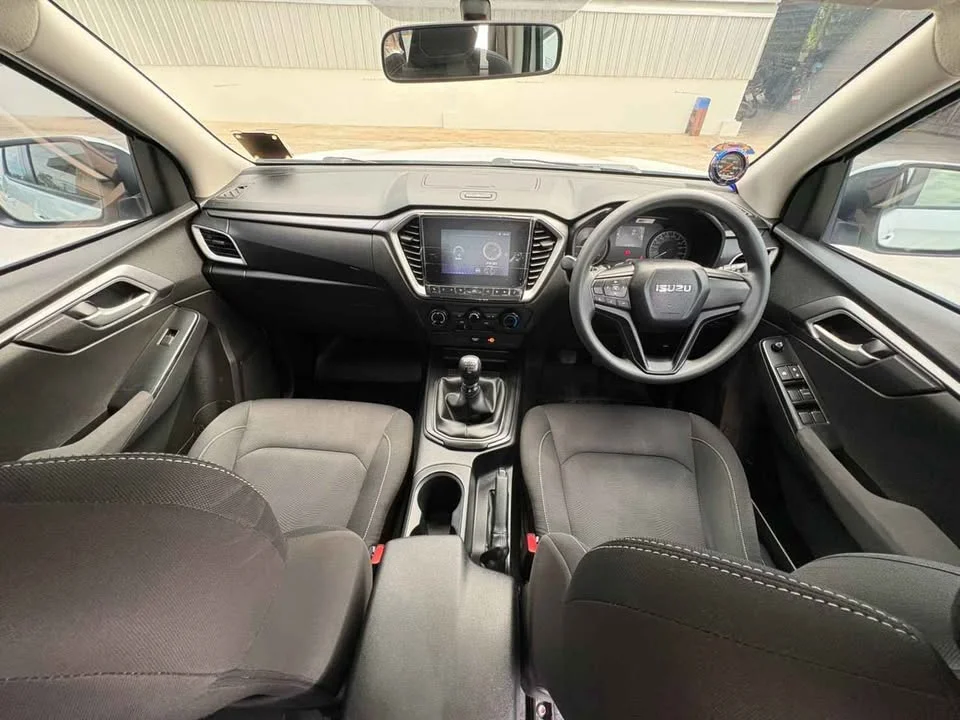 2020 Isuzu D-Max III (RG) 3