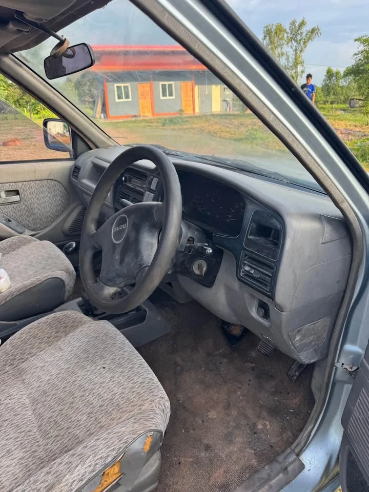 2000 Isuzu Faster Dragon Eyes III 3