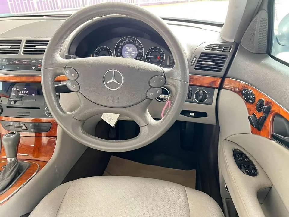 2008 Benz E-Class W211 2