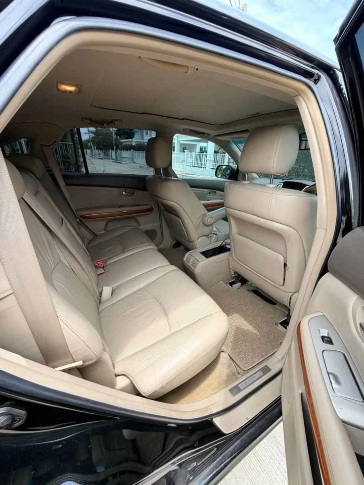 2007 Toyota Harrier II 3
