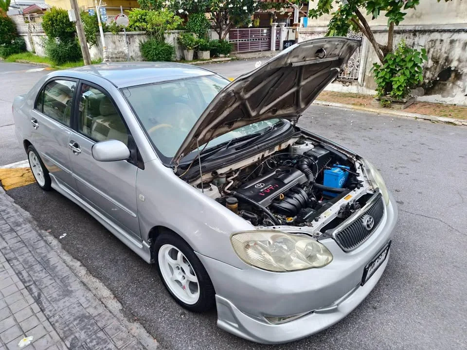 2003 Toyota Corolla Altis IX (E120) 3