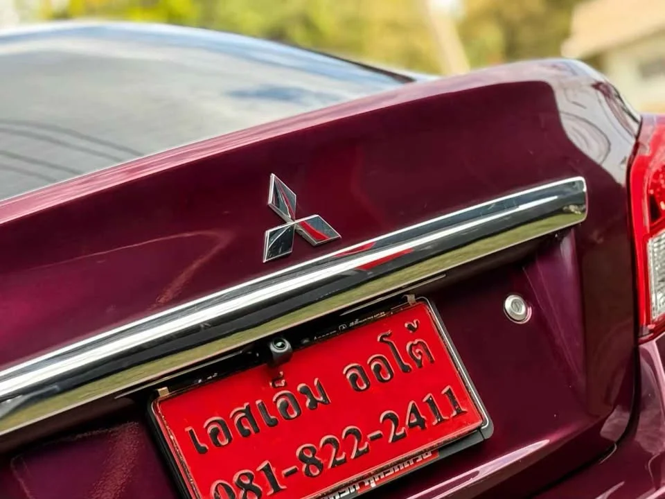 2017 Mitsubishi Attrage VI 3