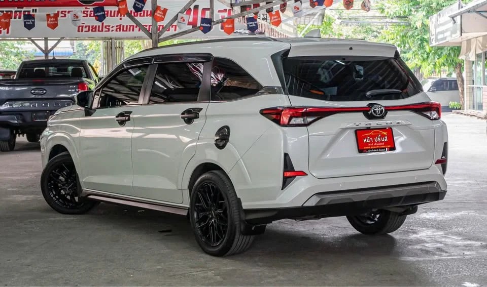 2022 Toyota Veloz III 3