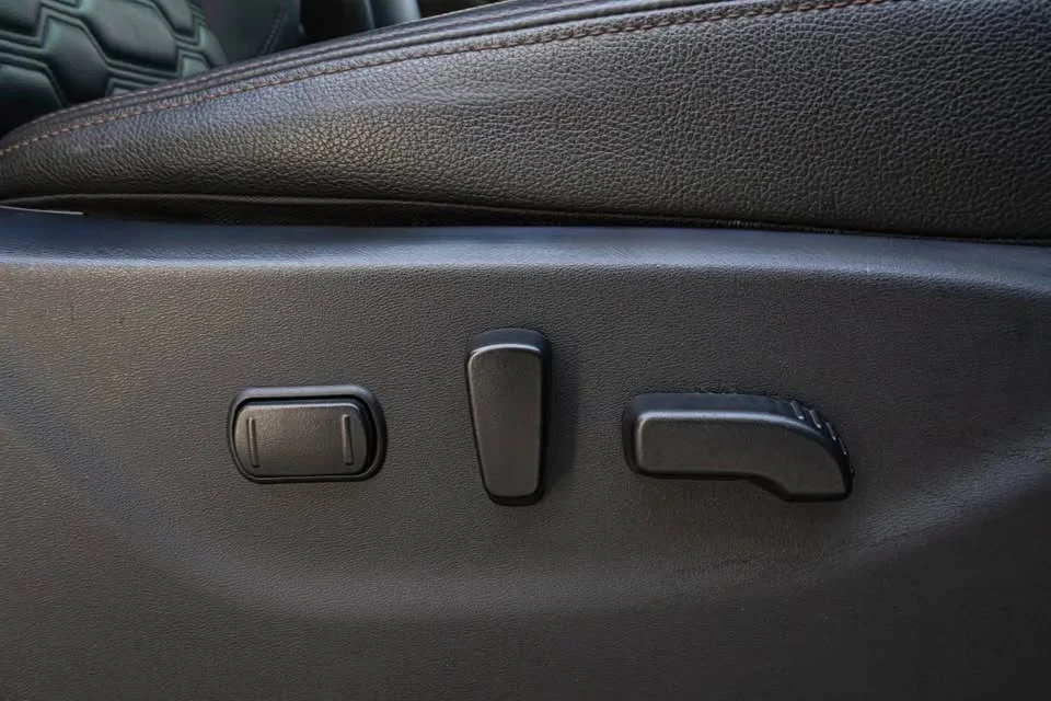 2022 Nissan Navara III 2
