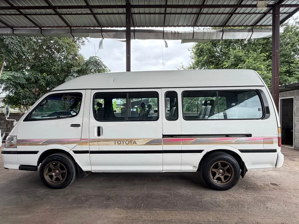 2004 Toyota Commuter IV (H100) 3