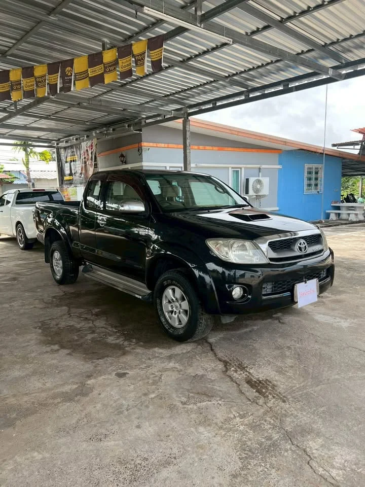2010 Toyota Hilux VII 2