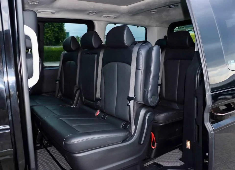 2023 Hyundai Staria US4 3