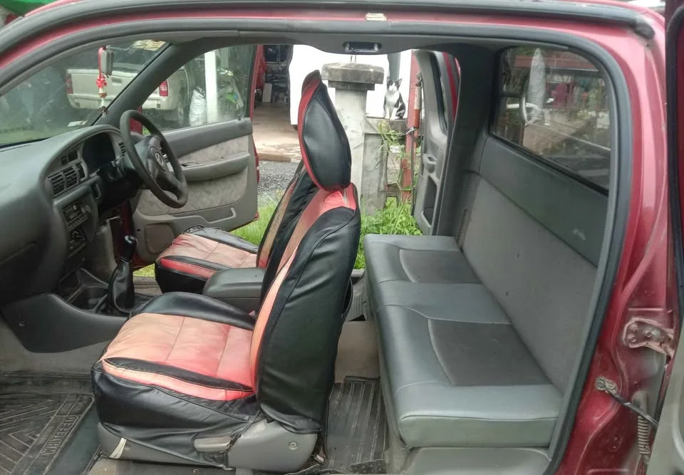 2003 Mazda 2500 Fighter V 3