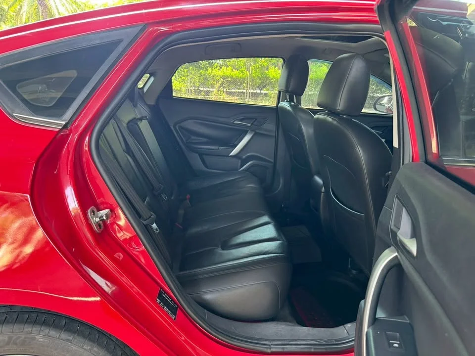 2016 MG 5 I  2