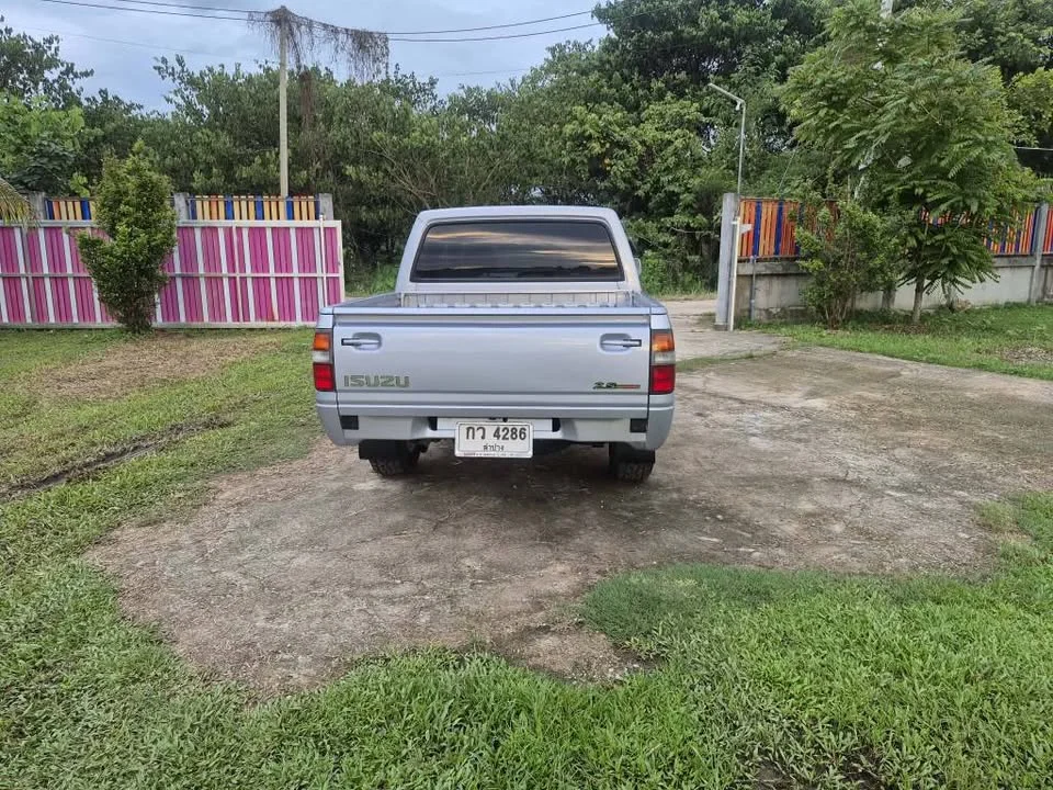 2000 Isuzu Faster Dragon Eyes III 2