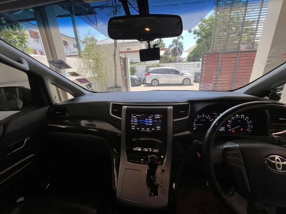 2012 Toyota Alphard, Vellfire II (AH20) 3