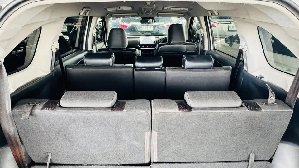 2023 Toyota Veloz III 3