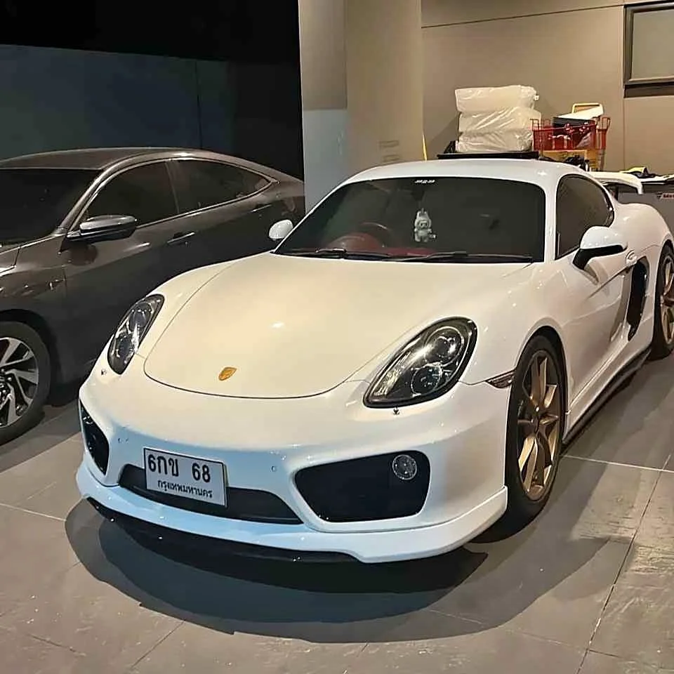 2013 Porsche Boxster and Cayman III 2