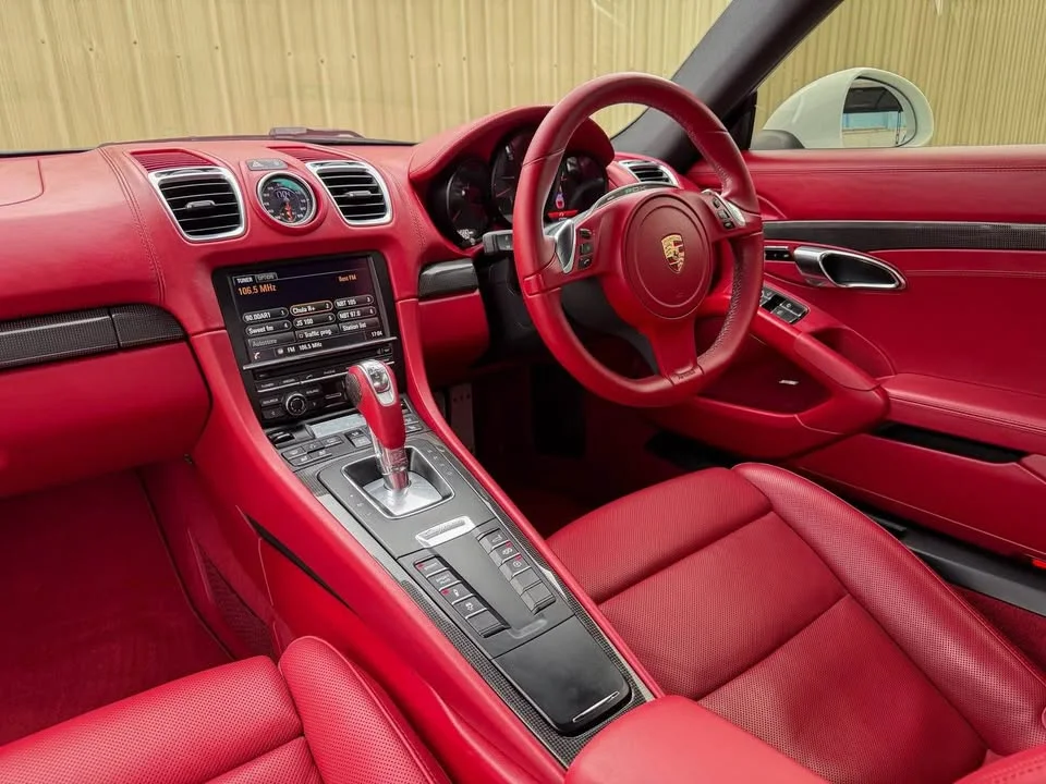 2013 Porsche Boxster and Cayman III 3