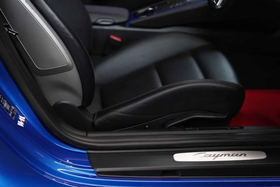 2015 Porsche Boxster and Cayman III 3