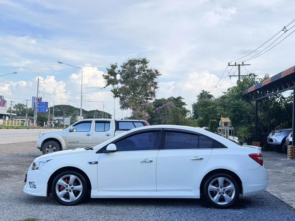 2011 Chevrolet Cruze I 3