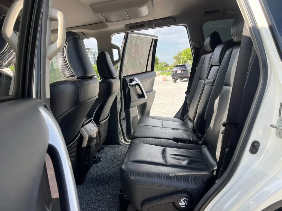 2012 Toyota Land Cruiser Prado J150 2