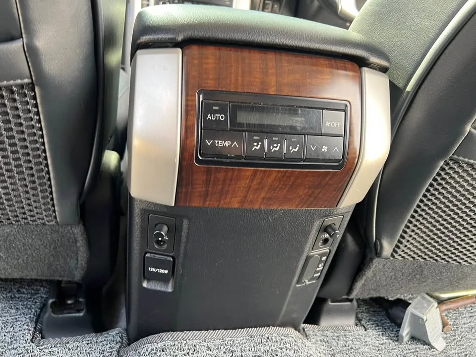 2012 Toyota Land Cruiser Prado J150 3