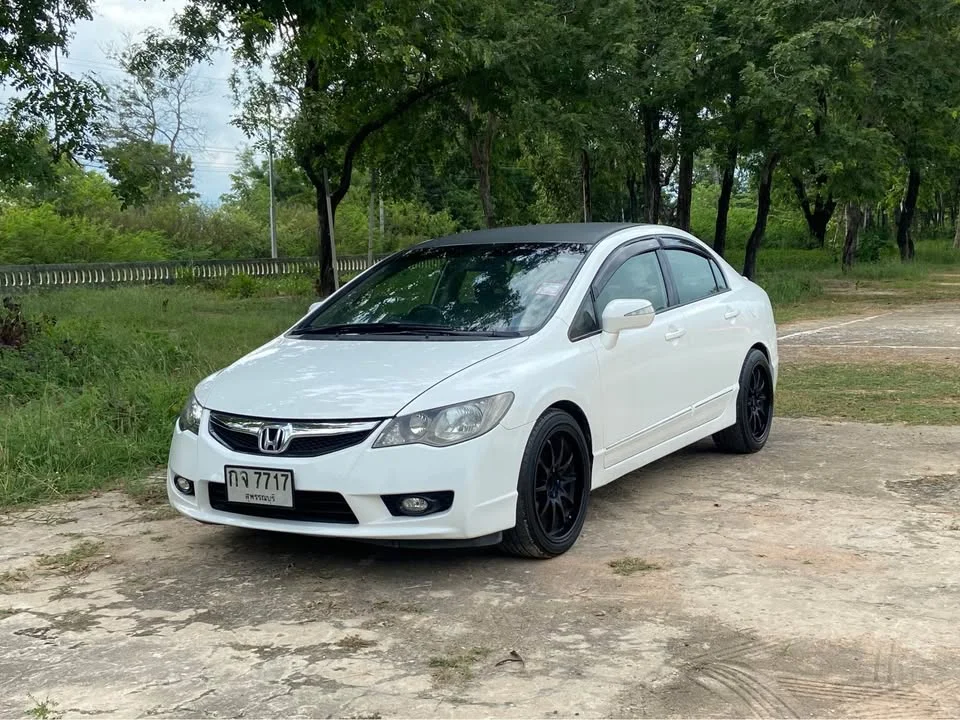 2011 Honda Civic VIII 2