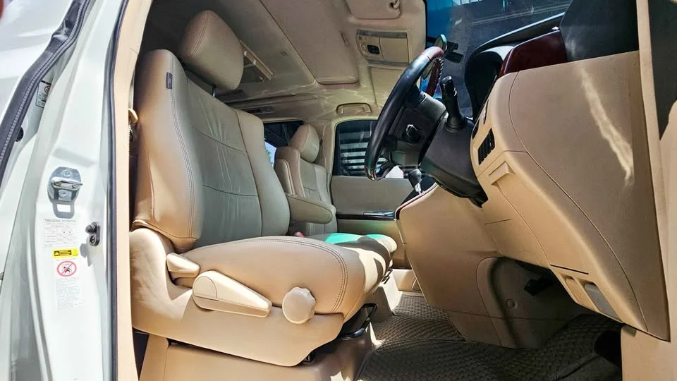 2010 Toyota Alphard, Vellfire II (AH20) 3