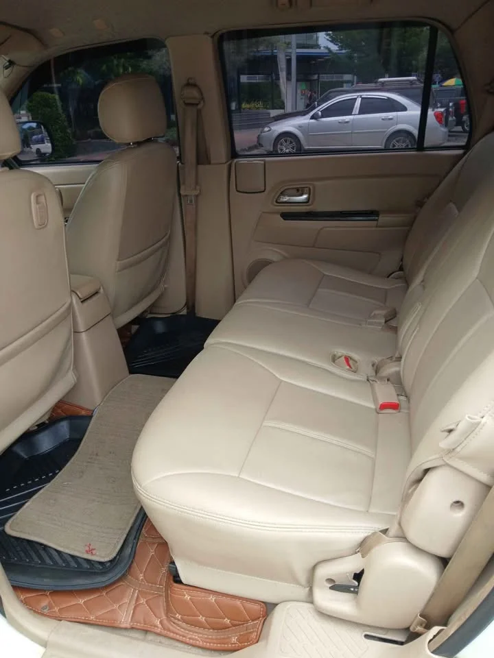 2008 Isuzu MU-7 3