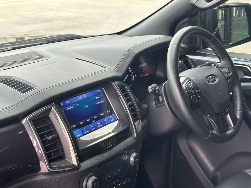 2020 Ford Everest II 3