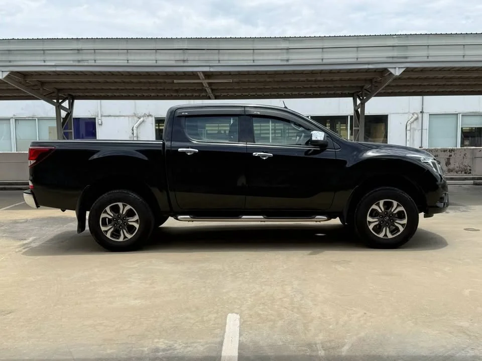 2016 Mazda BT-Series II 2