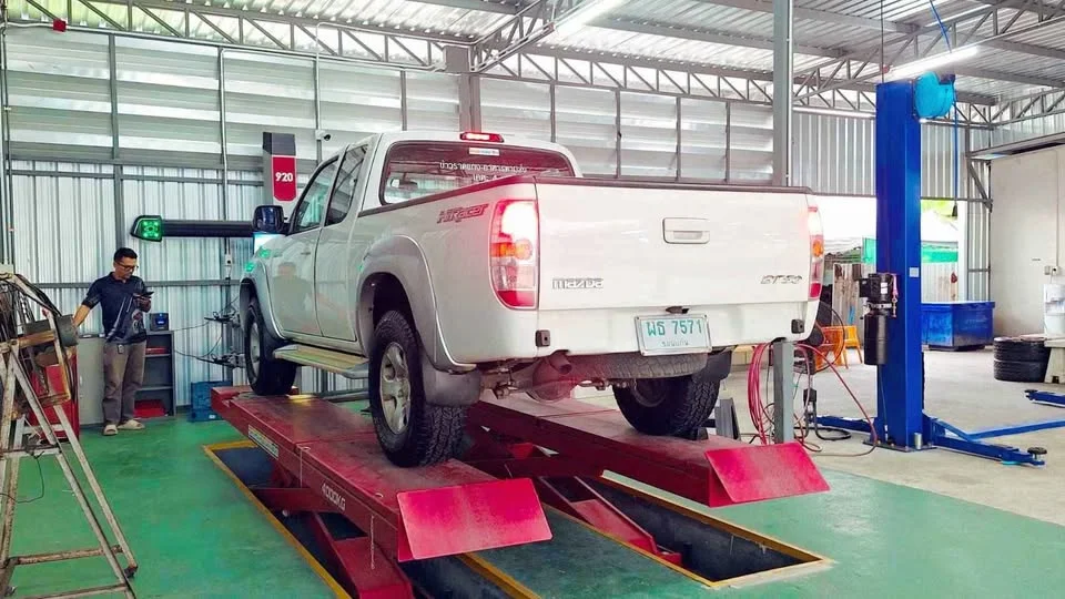 2013 Mazda BT-Series I 3