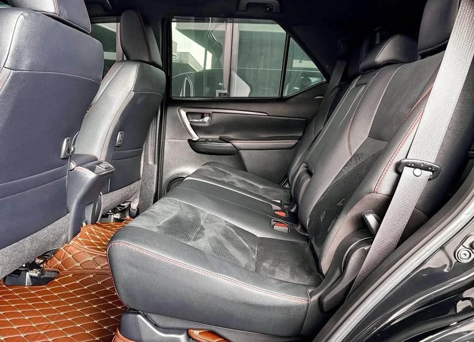 2023 Toyota Fortuner II 3