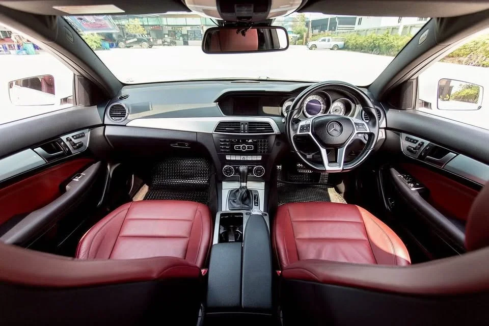2013 Benz C-Class W204 2