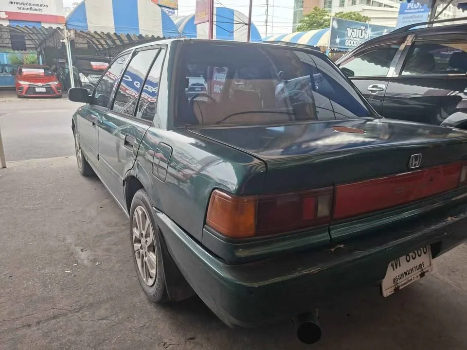 1990 Honda Civic IV 3