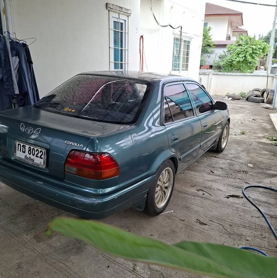 Toyota Corolla Altis VIII (E110) 2